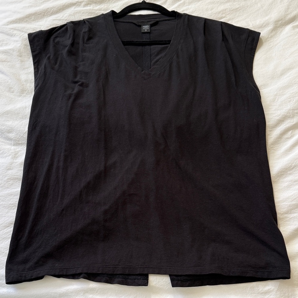 Athleta Outbound Twist Tee, size S, black